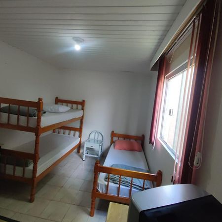 גוארפואבה Hostel Inn Lago מראה חיצוני תמונה