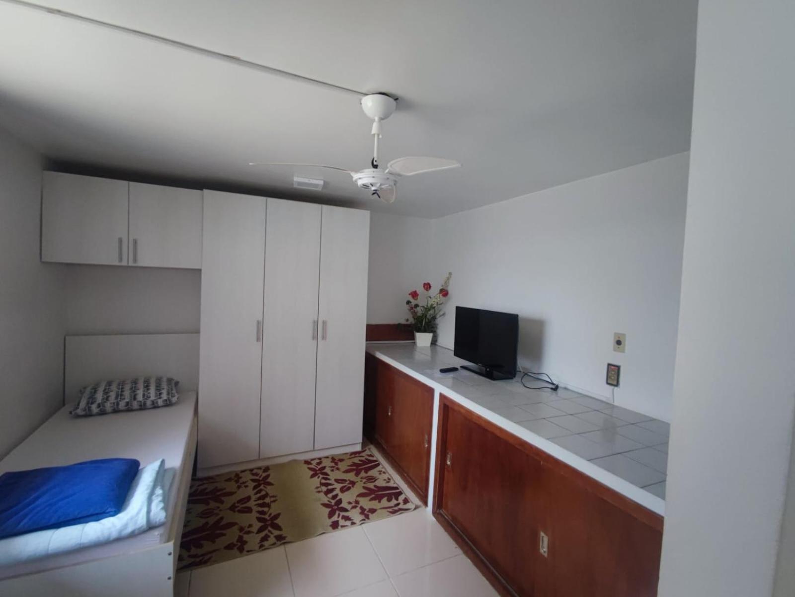 גוארפואבה Hostel Inn Lago מראה חיצוני תמונה