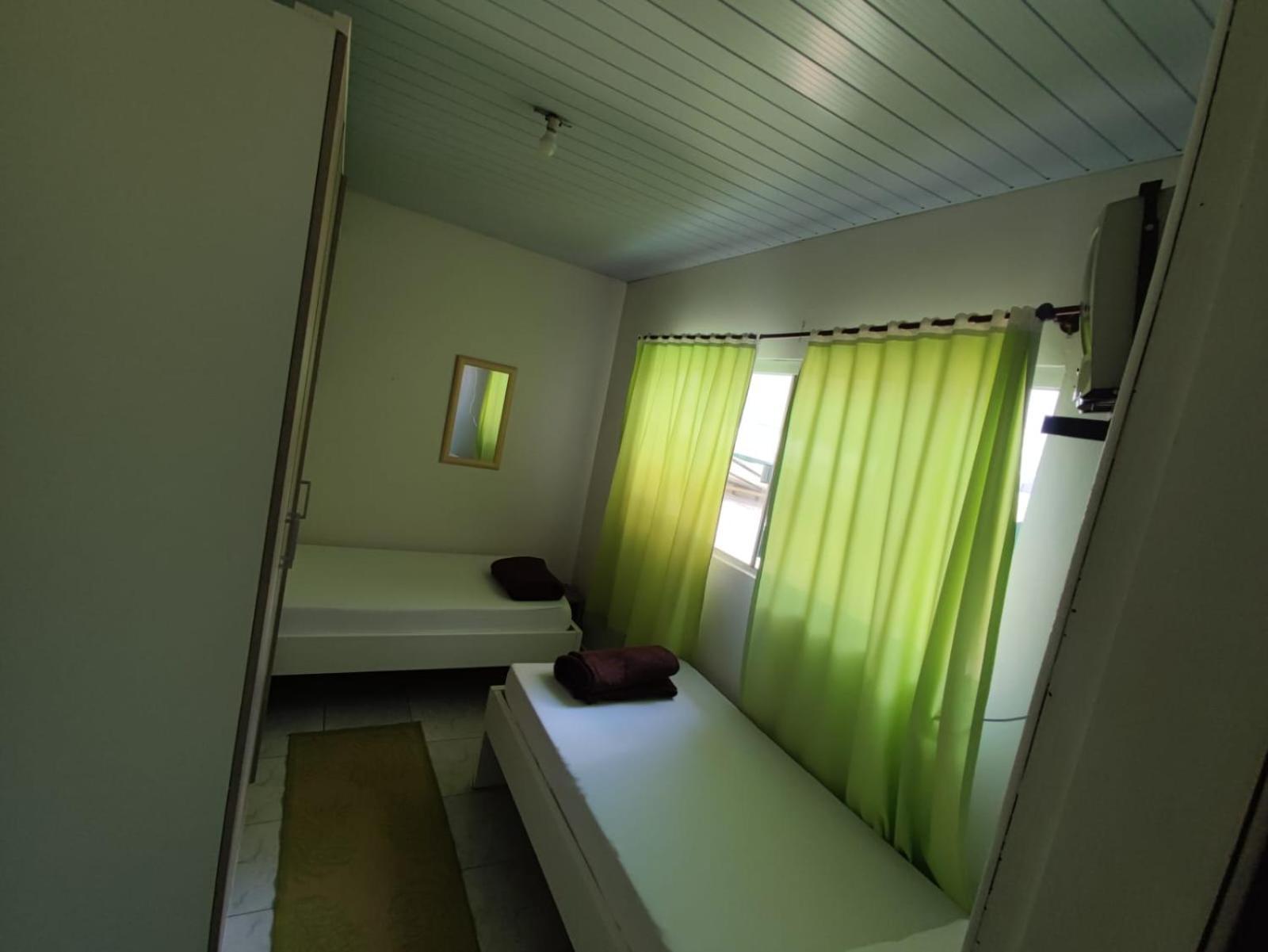 גוארפואבה Hostel Inn Lago מראה חיצוני תמונה